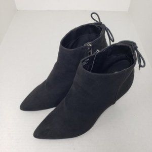 Bandolino BD7KAYDEN Black Pointed Zip Booties 7.5M